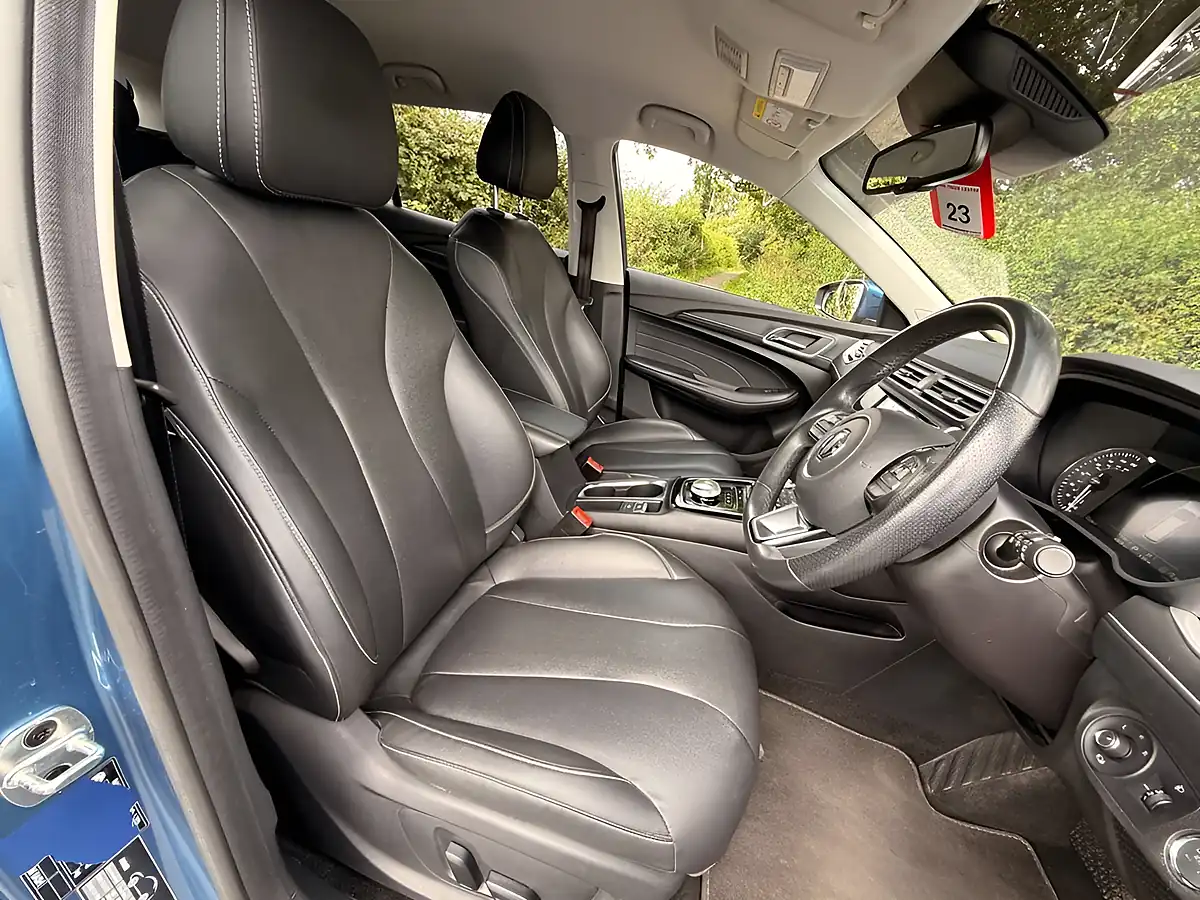 Used 2021 MG MG5 Exclusive Piccadilly Blue - Interior and Exterior details 9