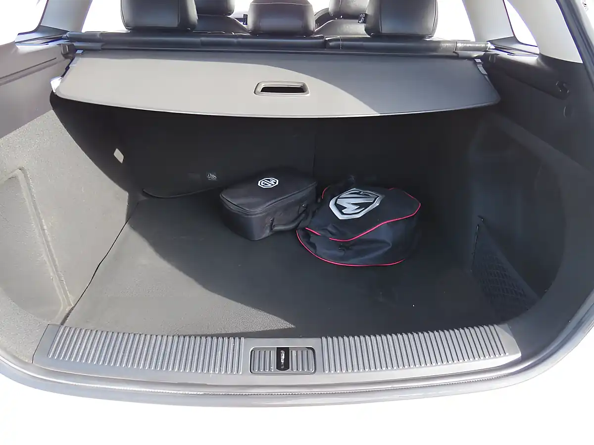 Used 2021 MG MG5 Exclusive White - Interior and Exterior details 10