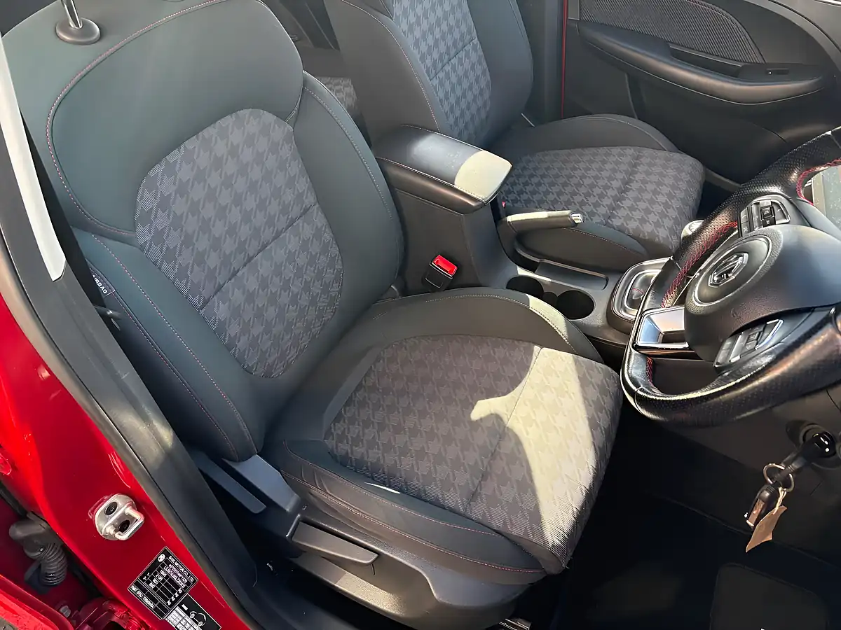 Used 2021 MG Zs Excite Red - Interior and Exterior details 10