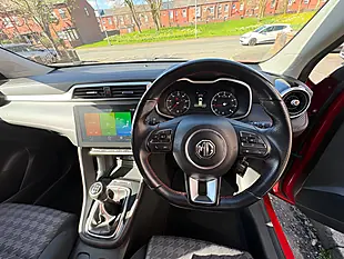 Used 2021 MG Zs Excite Red - Interior and Exterior details 17