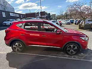 Used 2021 MG Zs Excite Red - Interior and Exterior details 2