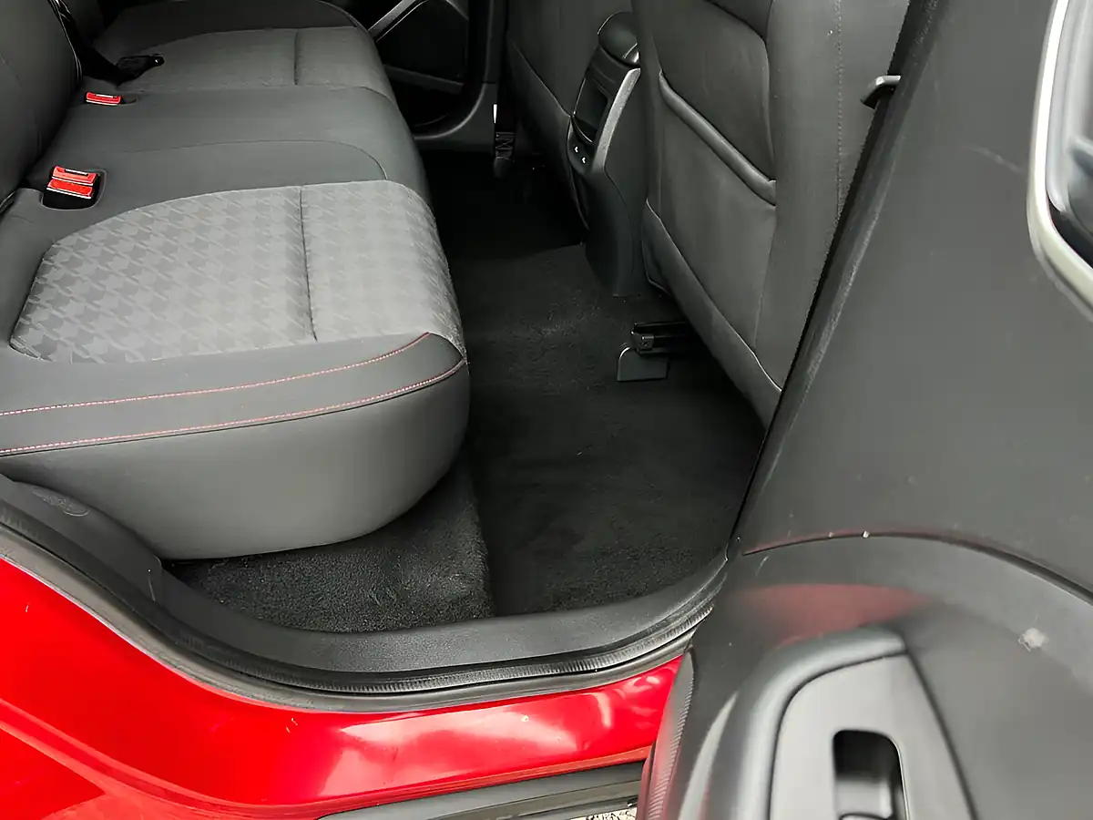 Used 2021 MG ZS Excite Red - Interior and Exterior details 16