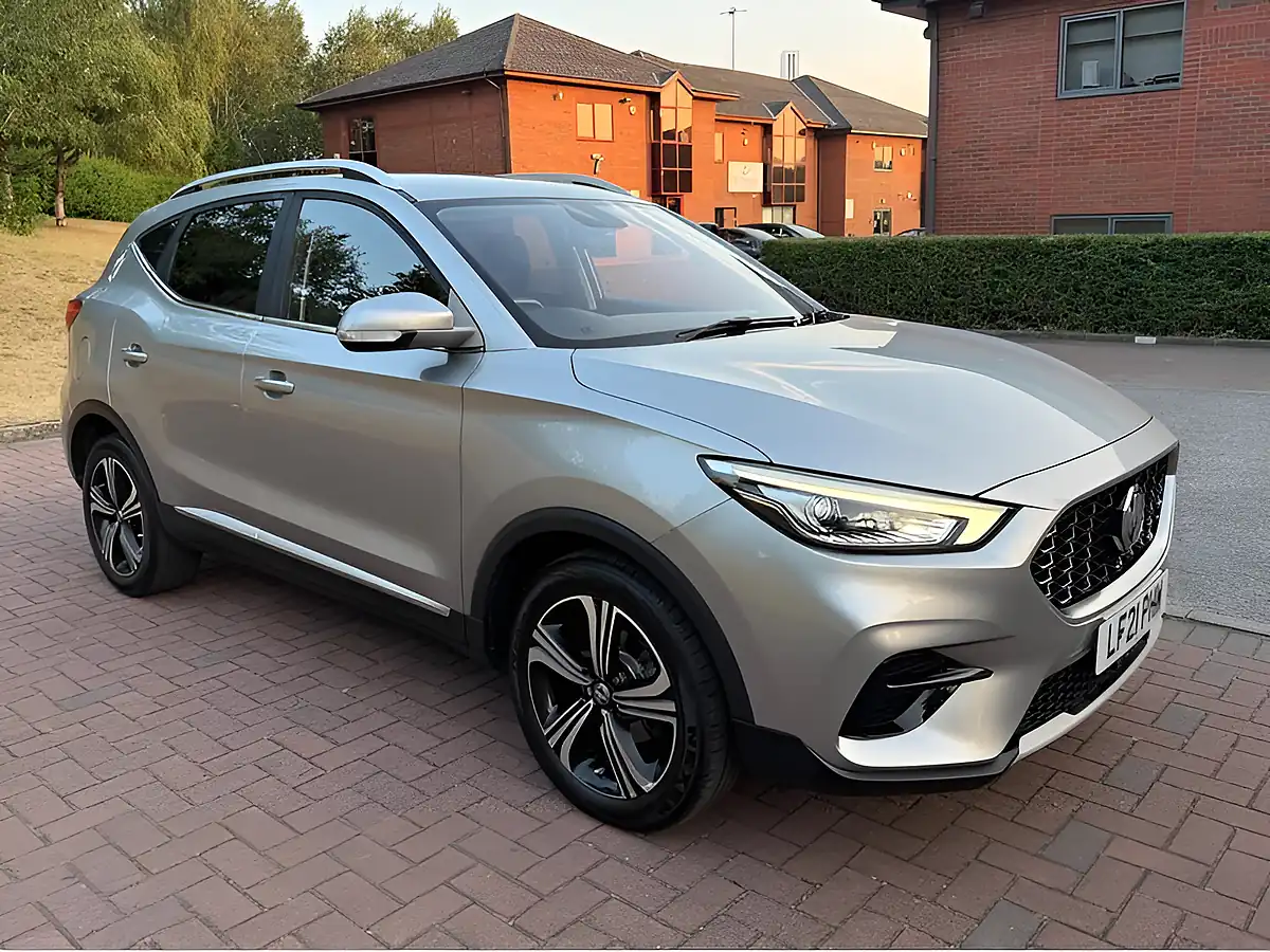 Used 2021 MG Zs Excite Silver - Interior and Exterior details 11