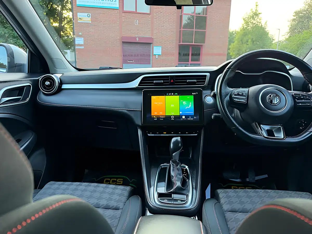 Used 2021 MG Zs Excite Silver - Interior and Exterior details 14