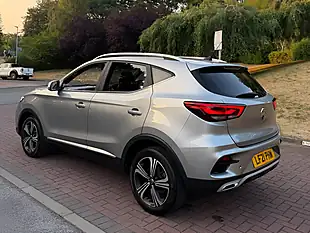 Used 2021 MG Zs Excite Silver - Interior and Exterior details 9