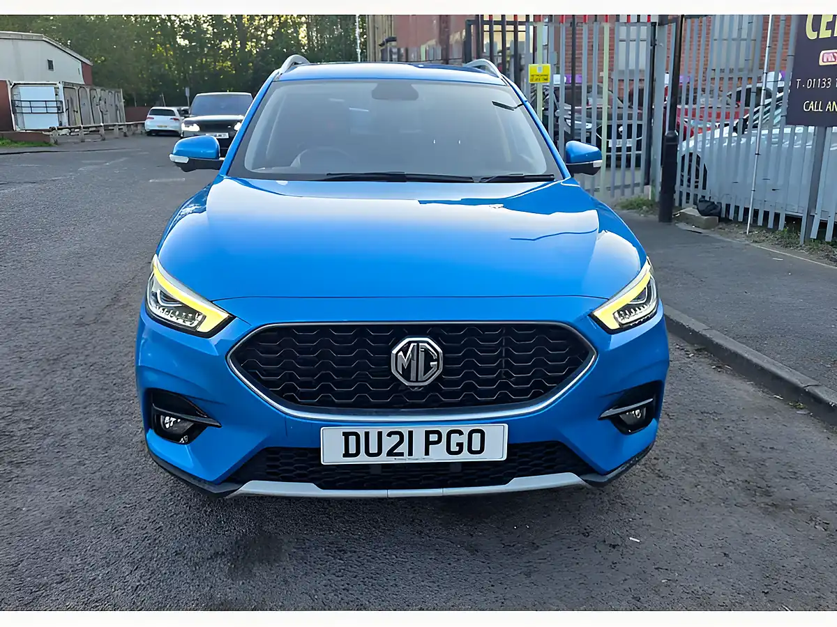 Used 2021 MG Zs Exclusive Blue - Front View