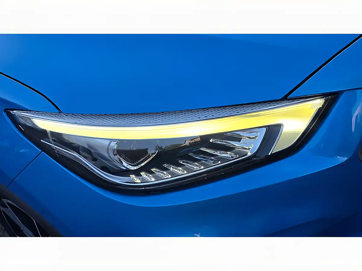 Used 2021 MG Zs Exclusive Blue - Interior and Exterior details 12
