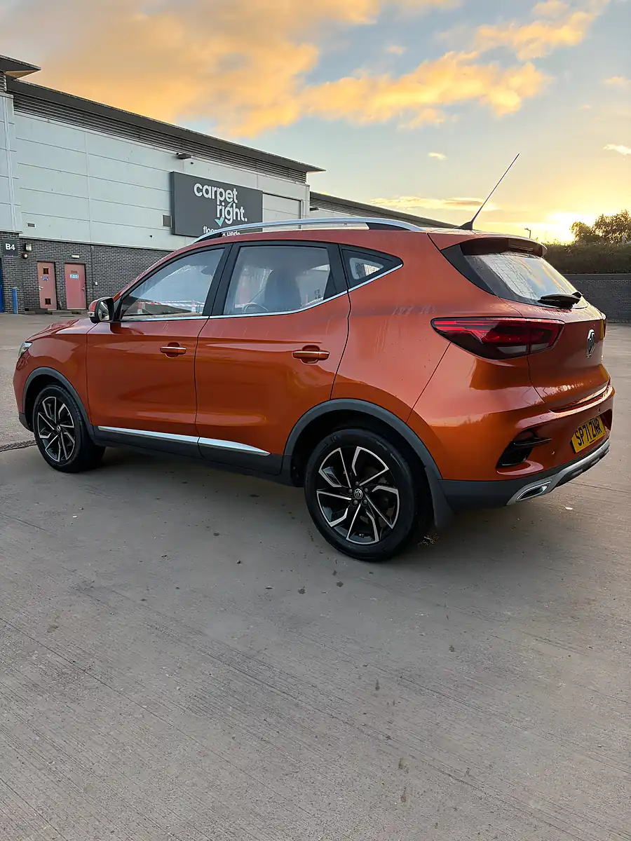 Used 2021 MG ZS Exclusive Orange - Interior and Exterior details 2
