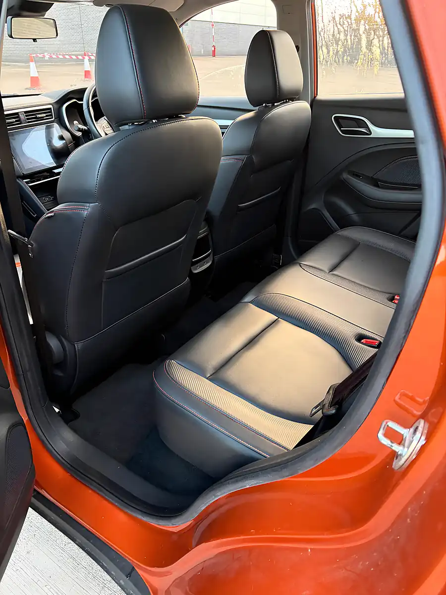 Used 2021 MG ZS Exclusive Orange - Interior and Exterior details 9