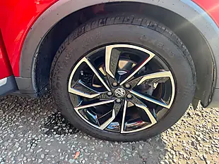 Used 2021 MG ZS Exclusive Red - Interior and Exterior details 18