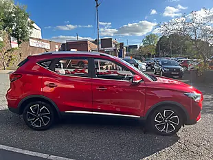 Used 2021 MG ZS Exclusive Red - Interior and Exterior details 2