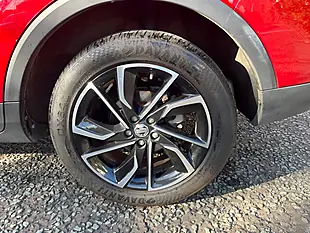Used 2021 MG ZS Exclusive Red - Interior and Exterior details 20