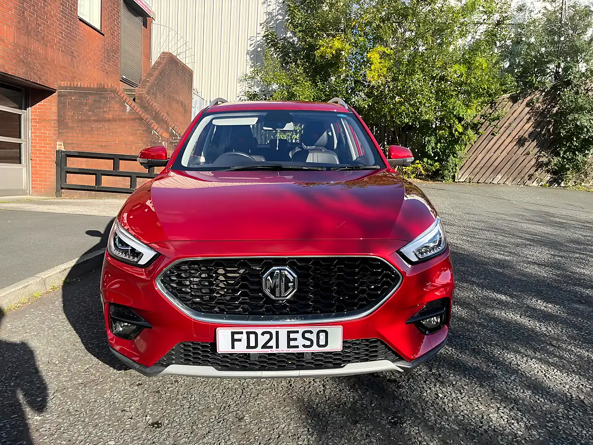Used 2021 MG ZS Exclusive Red - Interior and Exterior details 8