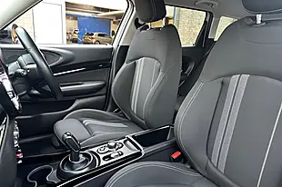 Used 2021 MINI Clubman Classic Silver - Interior and Exterior details 11