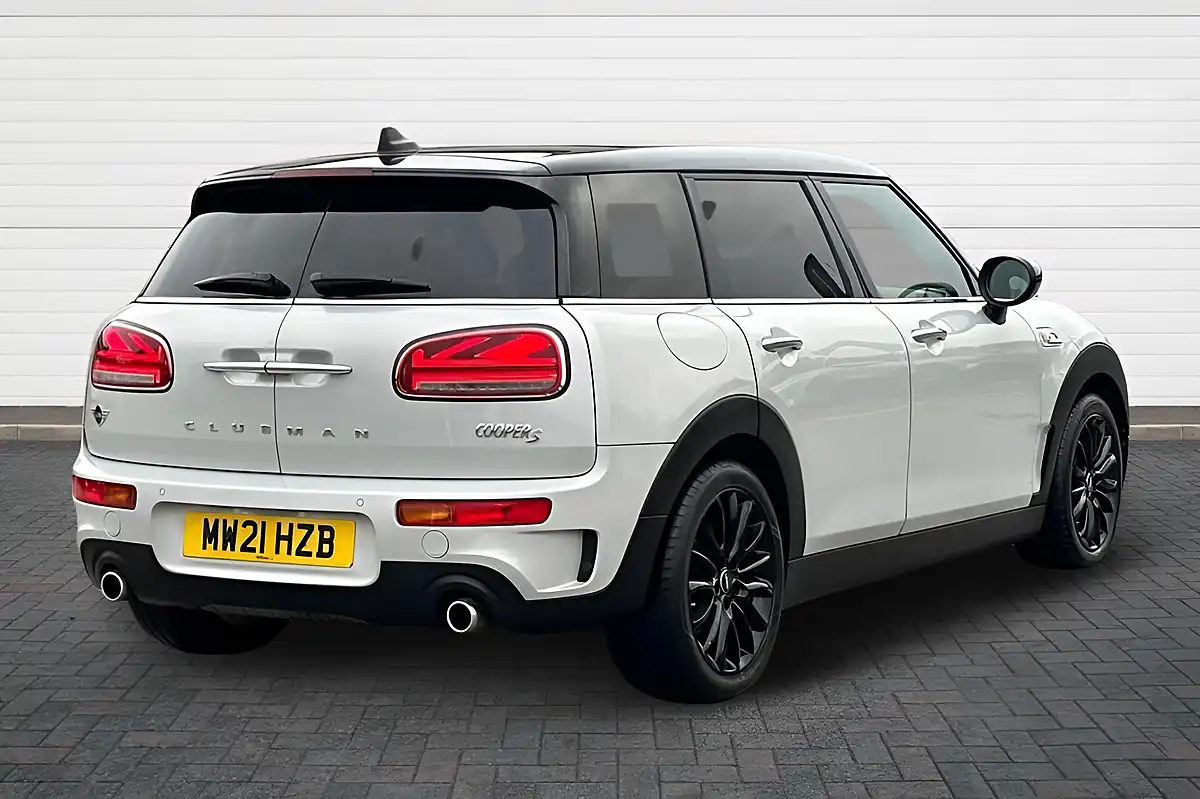 Used 2021 MINI Clubman Classic Silver - Interior and Exterior details 3