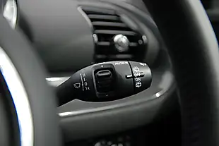 Used 2021 MINI Clubman Cooper Classic Black - Interior and Exterior details 12