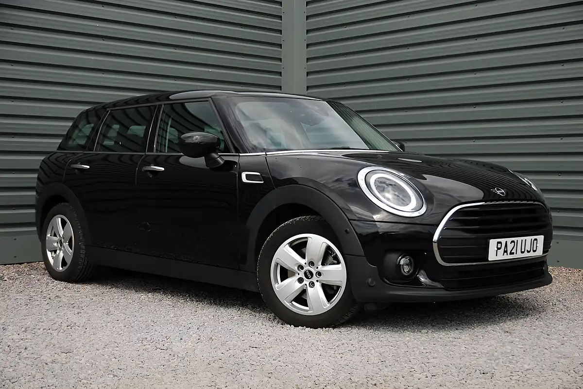 Used 2021 MINI Clubman Cooper Classic Black - Interior and Exterior details 2