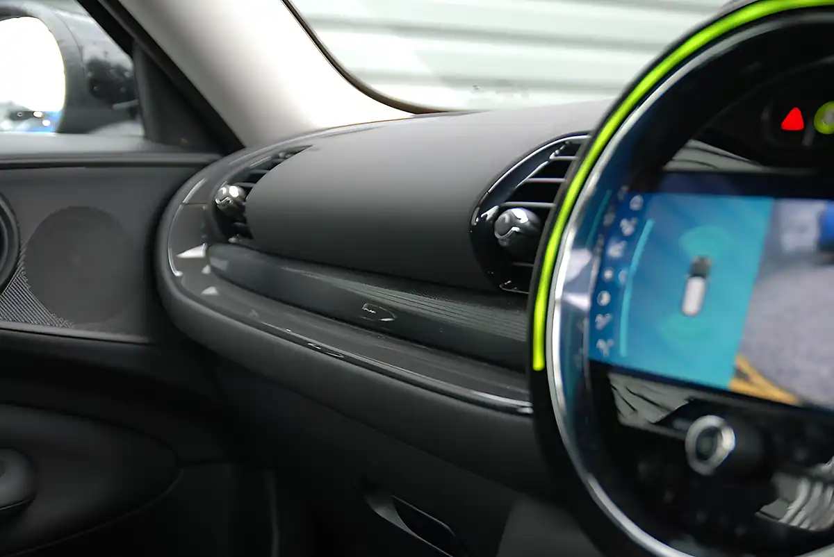 Used 2021 MINI Clubman Cooper Classic Black - Interior and Exterior details 5