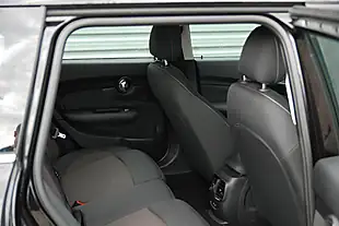 Used 2021 MINI Clubman Cooper Classic Black - Interior and Exterior details 9