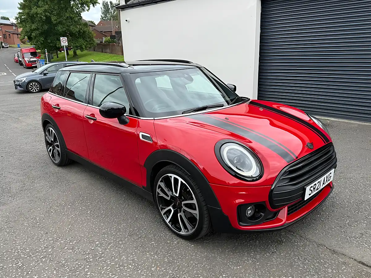 Used 2021 MINI Clubman Cooper Sport Red - Interior and Exterior details 10