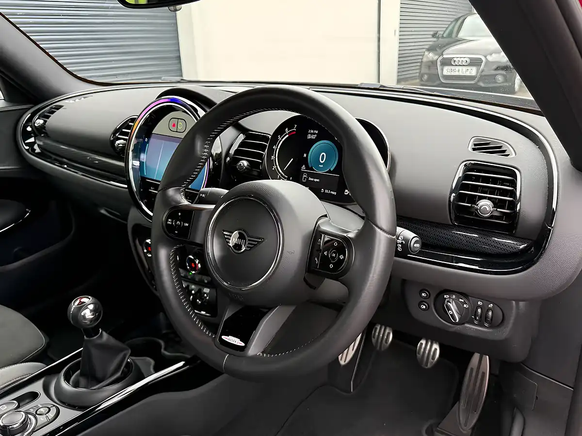 Used 2021 MINI Clubman Cooper Sport Red - Interior and Exterior details 12