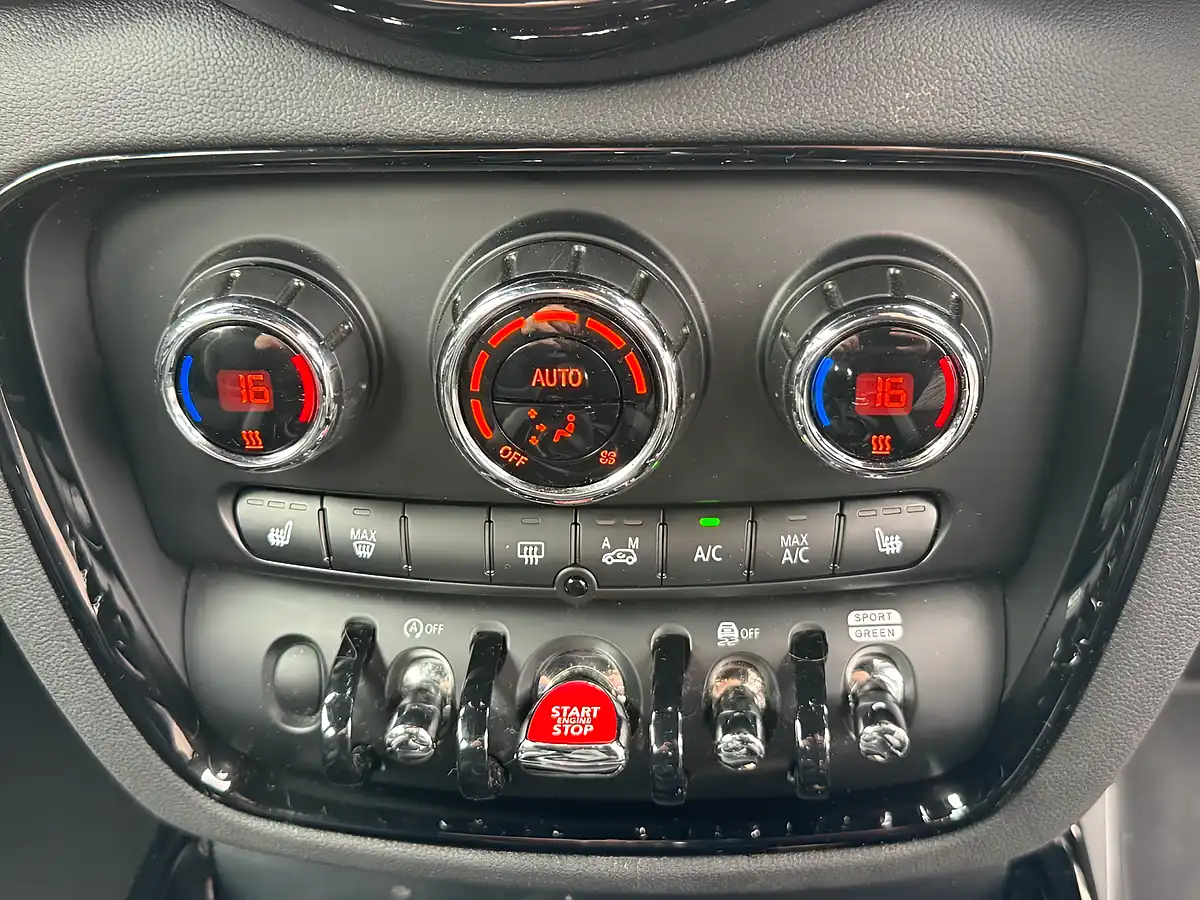 Used 2021 MINI Clubman Cooper Sport Red - Interior and Exterior details 16