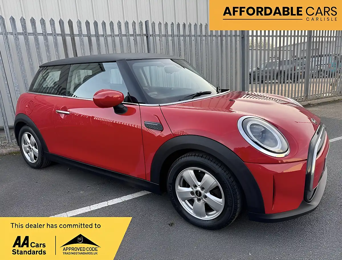 Used 2021 MINI Cooper Classic Red - Front View