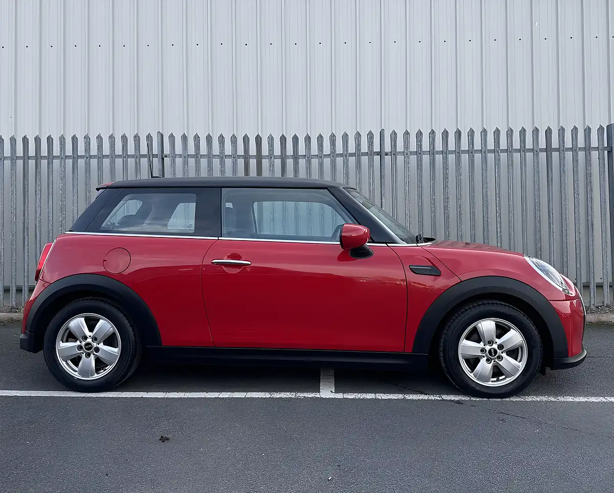 Used 2021 MINI Cooper Classic Red - Interior and Exterior details 7