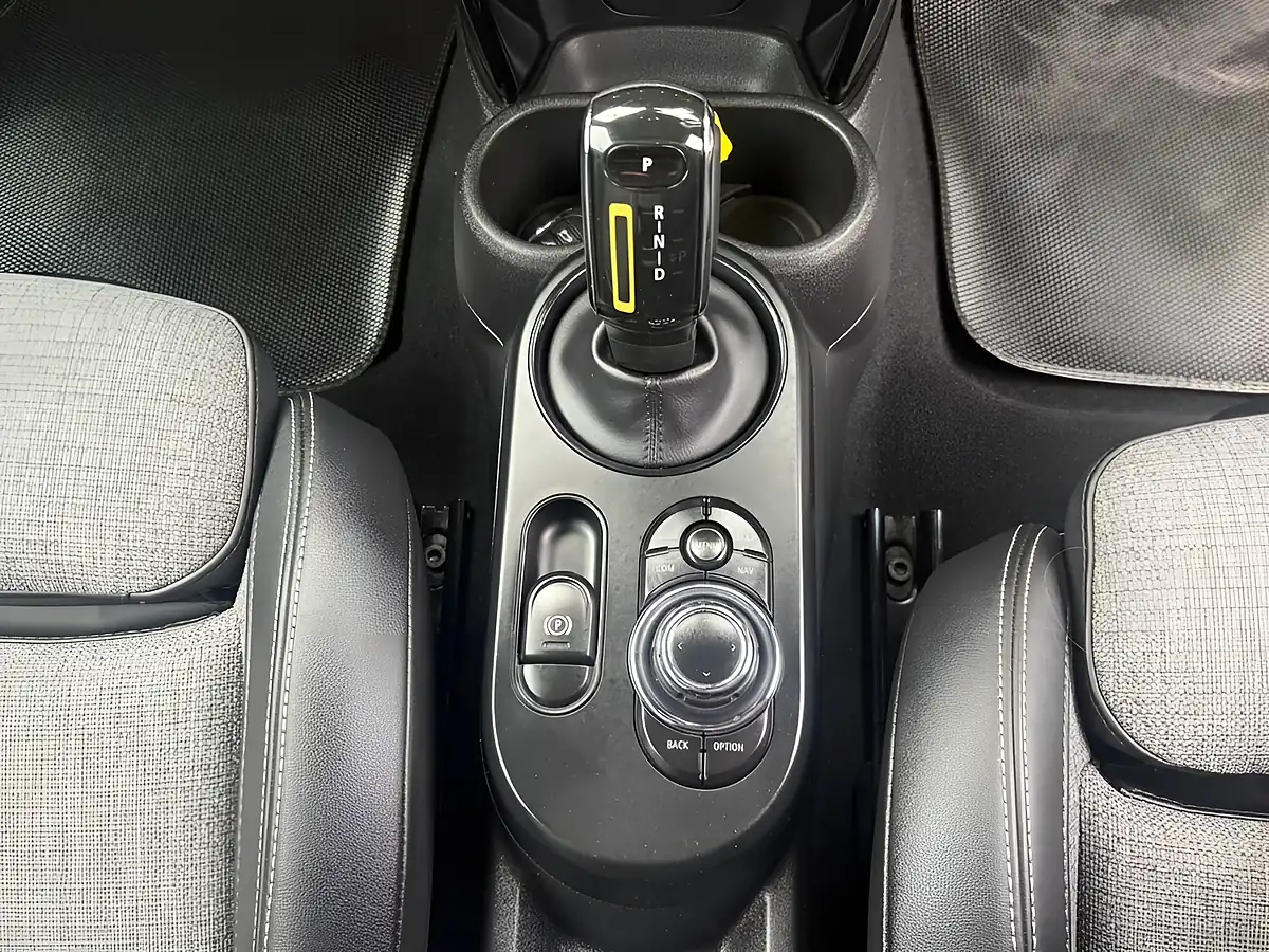Used 2021 MINI Cooper Cooper S Silver - Interior and Exterior details 11