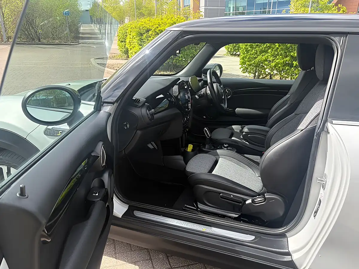 Used 2021 MINI Cooper Cooper S Silver - Interior and Exterior details 13