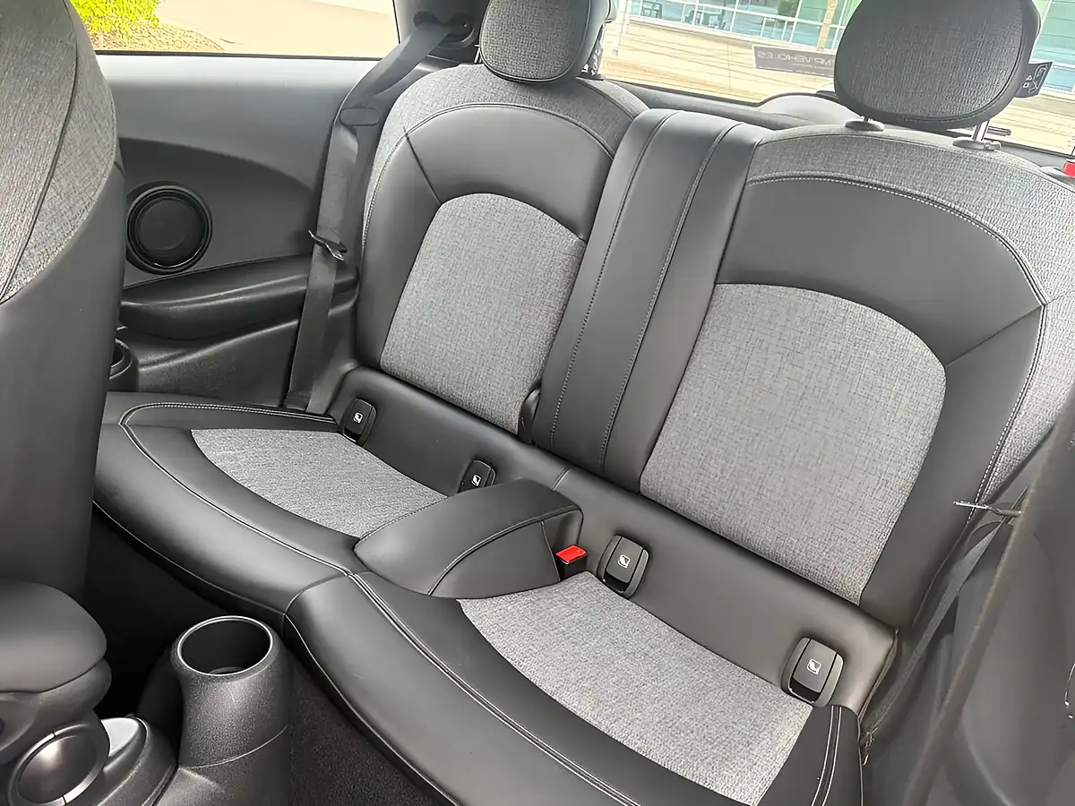 Used 2021 MINI Cooper Cooper S Silver - Interior and Exterior details 17