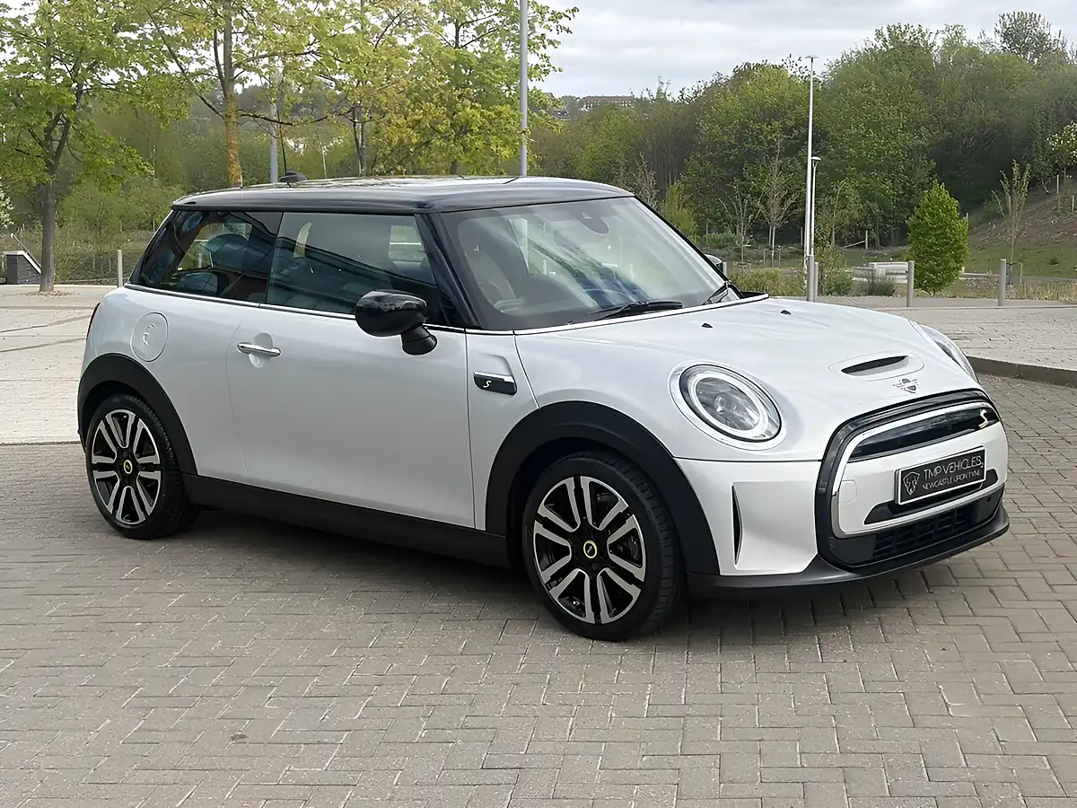 Used 2021 MINI Cooper Cooper S Silver - Interior and Exterior details 2