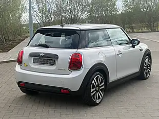 Used 2021 MINI Cooper Cooper S Silver - Interior and Exterior details 4