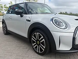 Used 2021 MINI Cooper Cooper S Silver - Interior and Exterior details 8