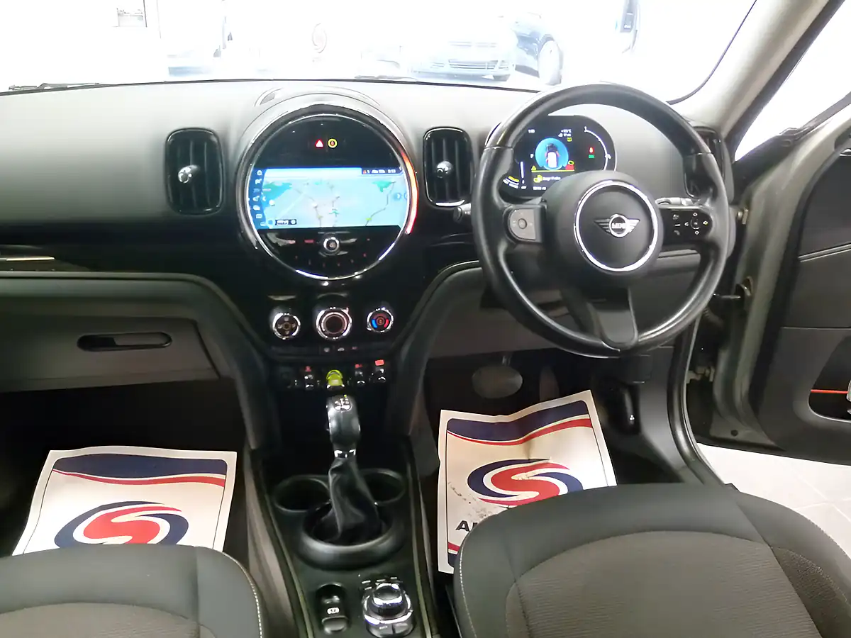 Used 2021 MINI Countryman Classic Grey - Interior and Exterior details 15