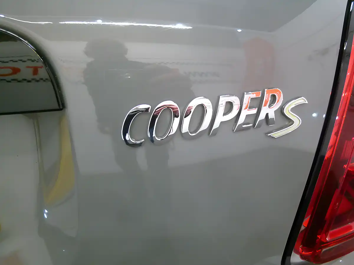 Used 2021 MINI Countryman Classic Grey - Interior and Exterior details 16