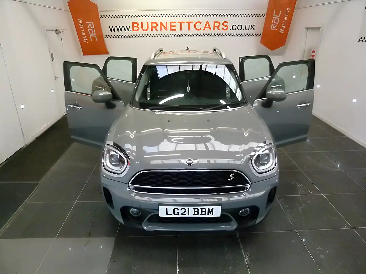 Used 2021 MINI Countryman Classic Grey - Interior and Exterior details 18
