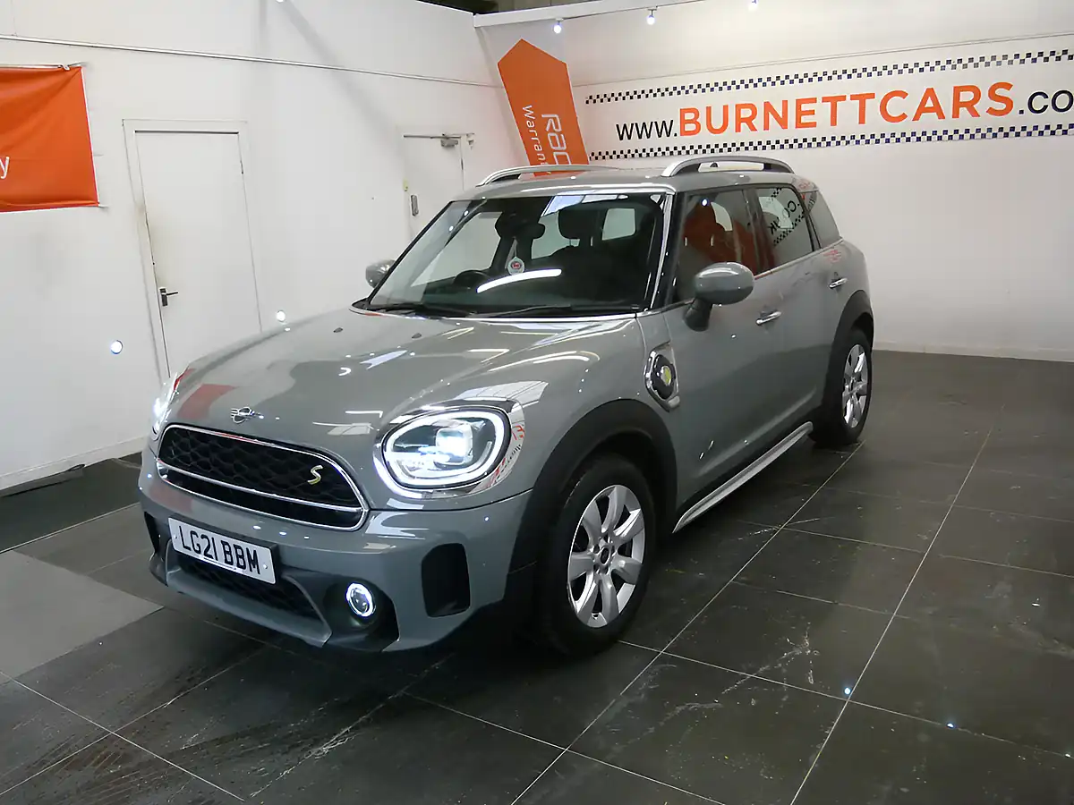 Used 2021 MINI Countryman Classic Grey - Interior and Exterior details 6