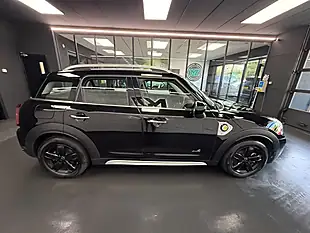 Used 2021 MINI Countryman Cooper Classic Black - Interior and Exterior details 10