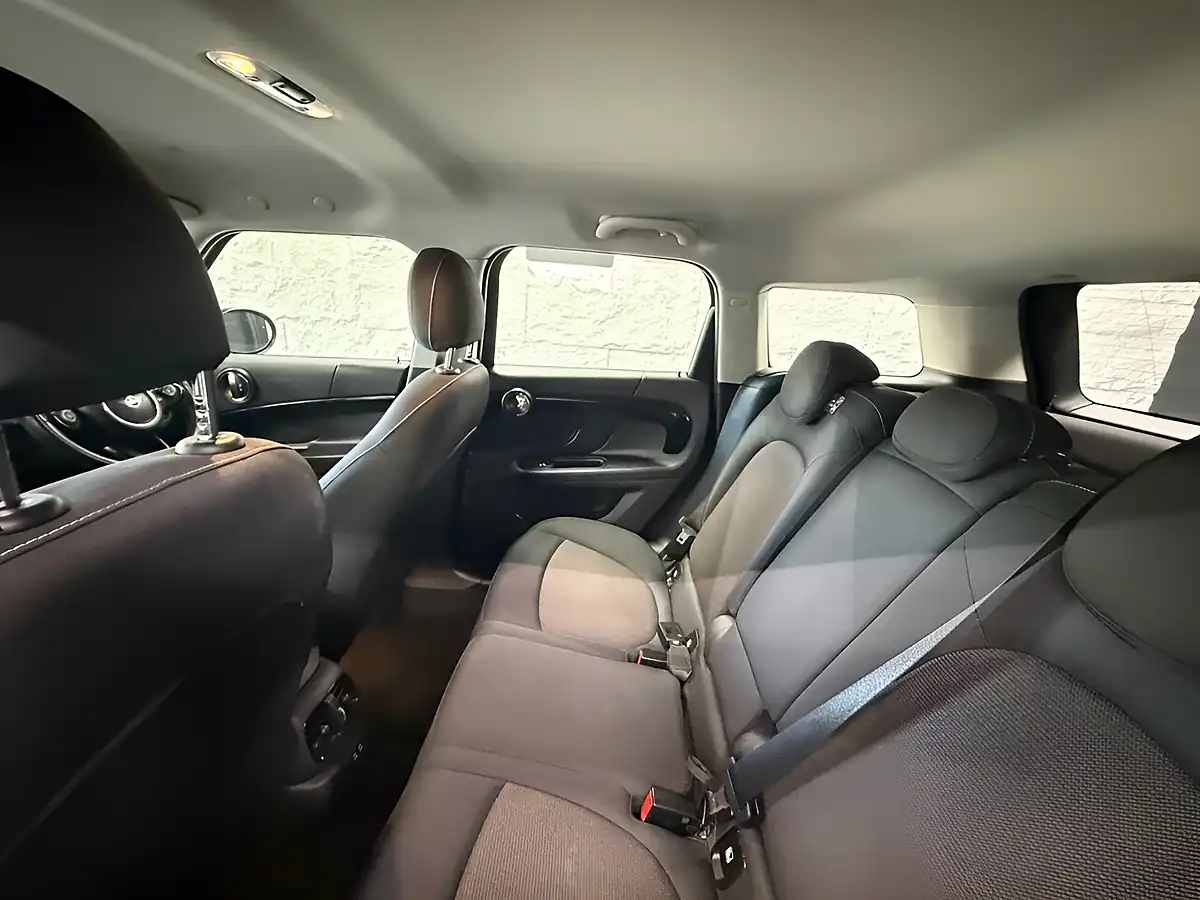 Used 2021 MINI Countryman Cooper Classic Black - Interior and Exterior details 13