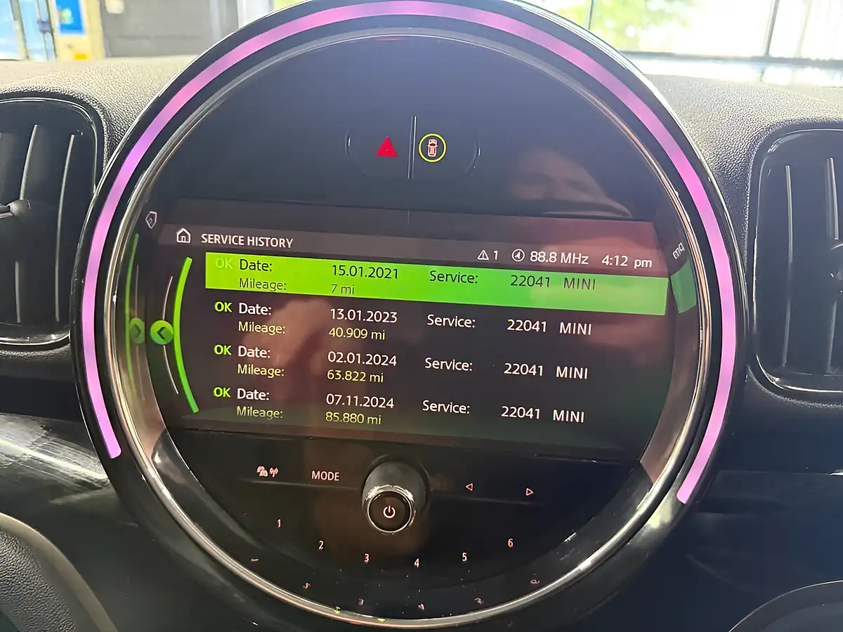 Used 2021 MINI Countryman Cooper Classic Black - Interior and Exterior details 19