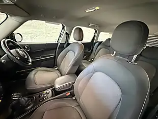 Used 2021 MINI Countryman Cooper Classic Black - Interior and Exterior details 3
