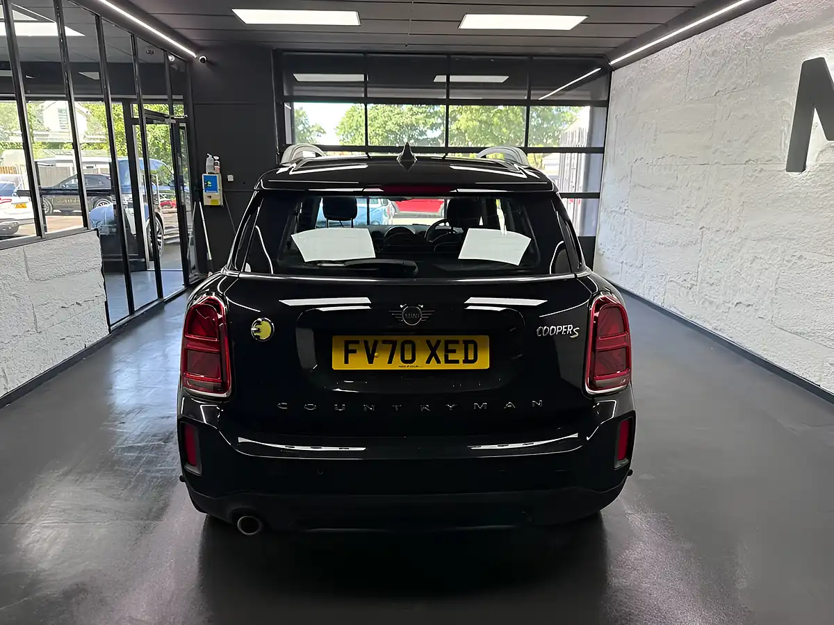 Used 2021 MINI Countryman Cooper Classic Black - Interior and Exterior details 6
