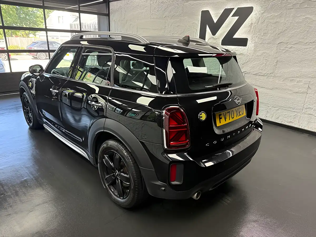 Used 2021 MINI Countryman Cooper Classic Black - Interior and Exterior details 8