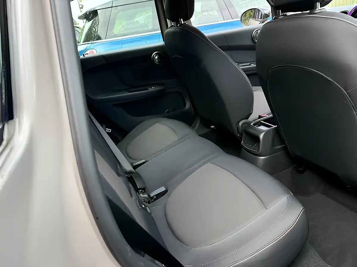 Used 2021 MINI Countryman Cooper Classic Grey - Interior and Exterior details 14