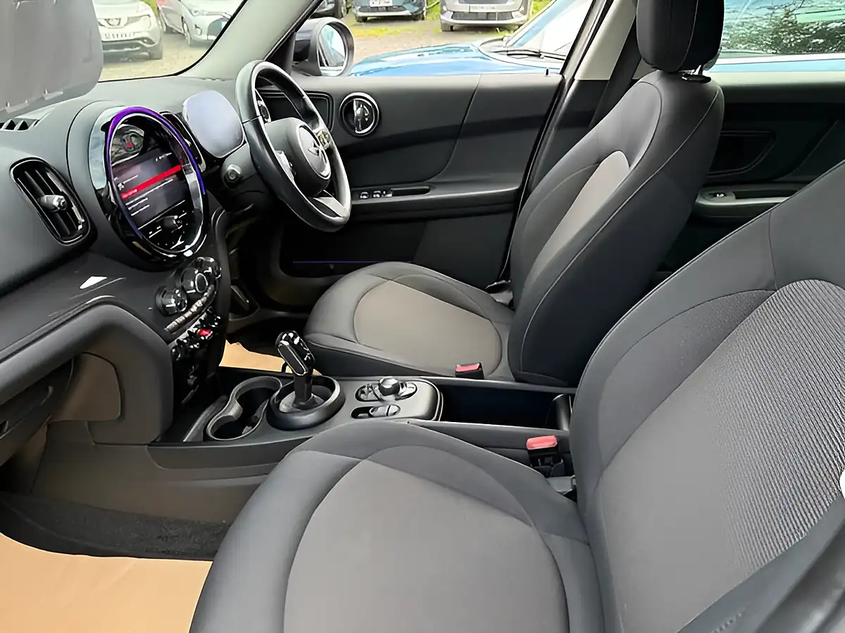 Used 2021 MINI Countryman Cooper Classic Grey - Interior and Exterior details 15
