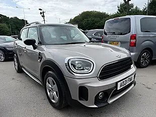 Used 2021 MINI Countryman Cooper Classic Grey - Interior and Exterior details 5