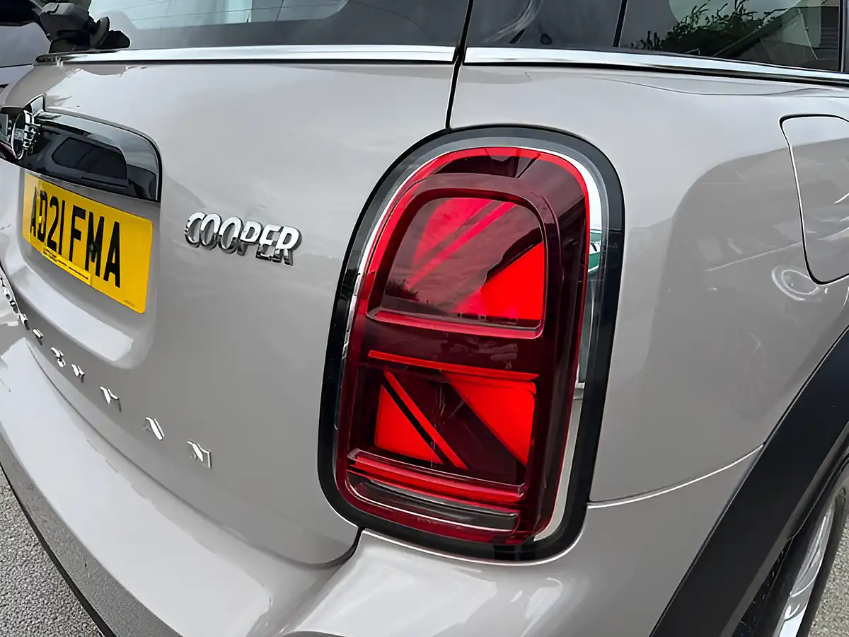 Used 2021 MINI Countryman Cooper Classic Grey - Interior and Exterior details 6