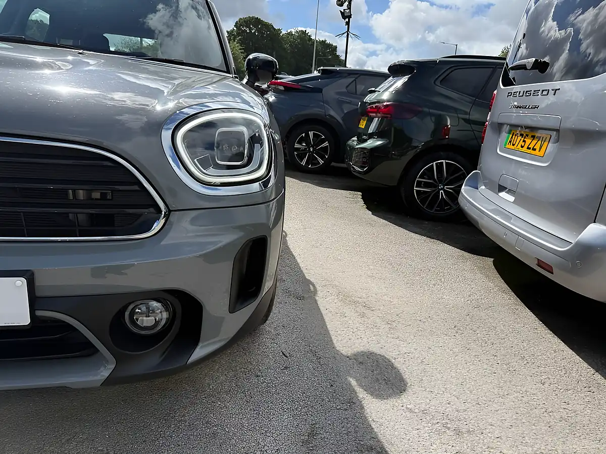 Used 2021 MINI Countryman Cooper Classic Moonwalk Grey Metallic - Interior and Exterior details 10