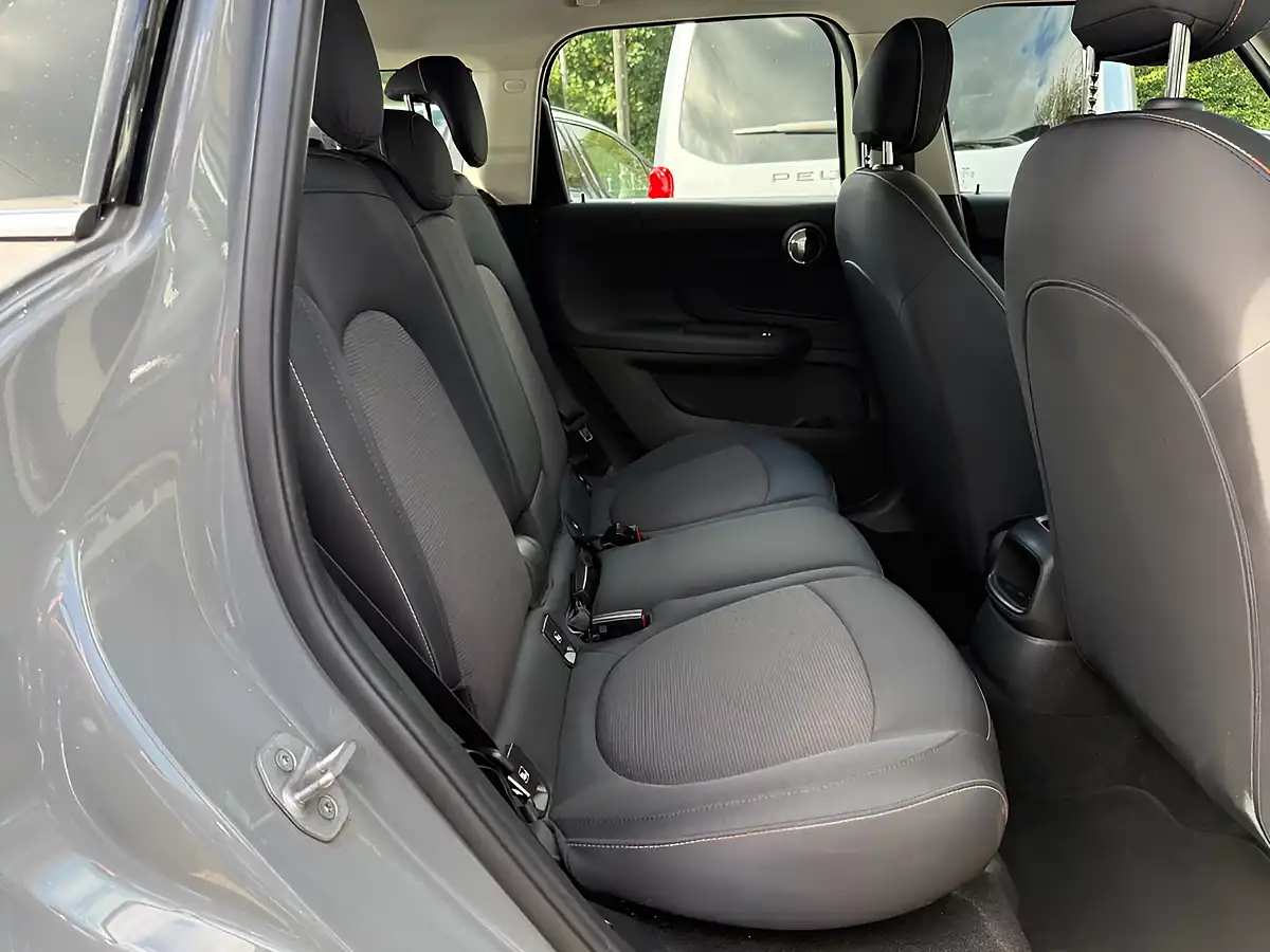 Used 2021 MINI Countryman Cooper Classic Moonwalk Grey Metallic - Interior and Exterior details 16